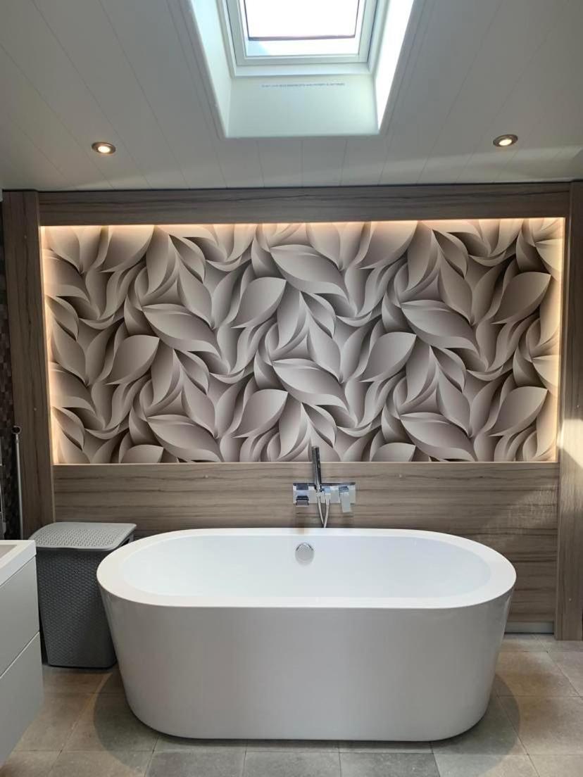 Muscovy Lodge With Hot Tub At Tattershall Lakes Country Park Bagian luar foto